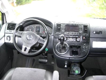 Volkswagen Multivan, 2010 - pohled č. 4
