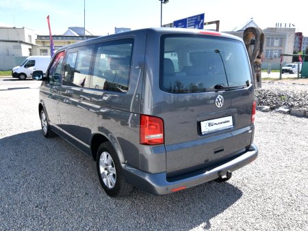Volkswagen Multivan, 2010 - pohled č. 3