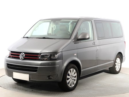 Volkswagen Multivan, 2010 - pohled č. 3