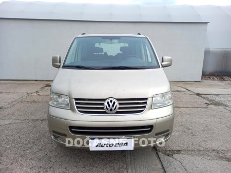 Volkswagen Multivan, 2009 - pohled č. 2