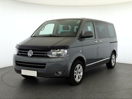 Volkswagen Multivan, 2011 - pohled č. 3