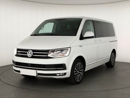 Volkswagen Multivan, 2017 - pohled č. 3