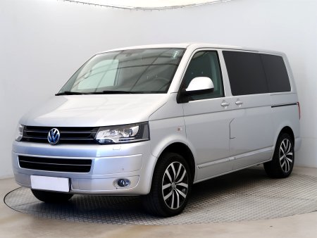 Volkswagen Multivan, 2015 - pohled č. 3