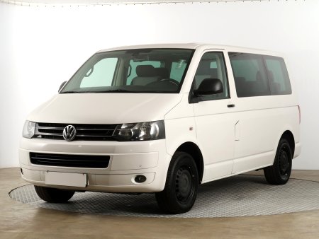 Volkswagen Multivan, 2012 - pohled č. 3
