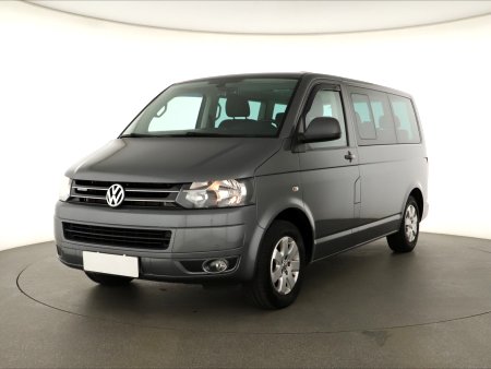 Volkswagen Multivan, 2013 - pohled č. 3
