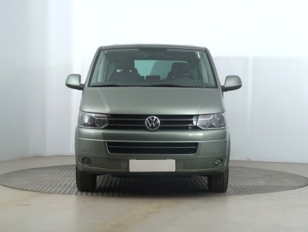 Volkswagen Multivan, 2011 - pohled č. 2