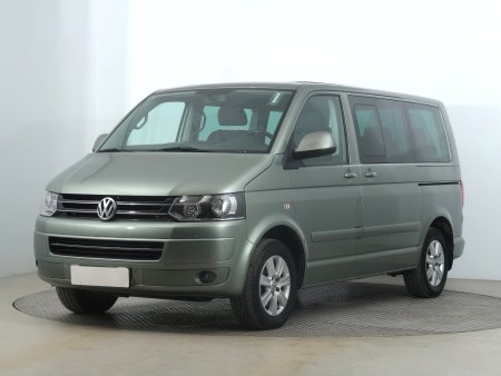 Volkswagen Multivan, 2011 - pohled č. 3