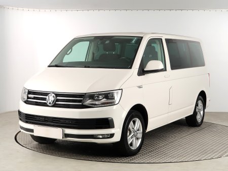 Volkswagen Multivan, 2017 - pohled č. 3