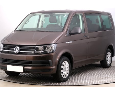 Volkswagen Multivan, 2019 - pohled č. 3