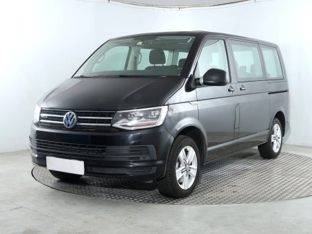 Volkswagen Multivan, 2016 - pohled č. 3