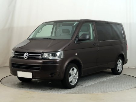 Volkswagen Multivan, 2012 - pohled č. 3