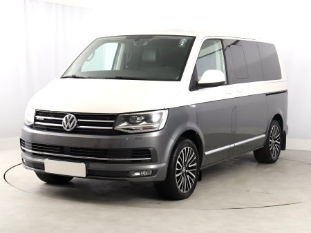 Volkswagen Multivan, 2017 - pohled č. 3