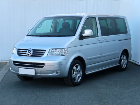 Volkswagen Multivan, 2008 - pohled č. 3