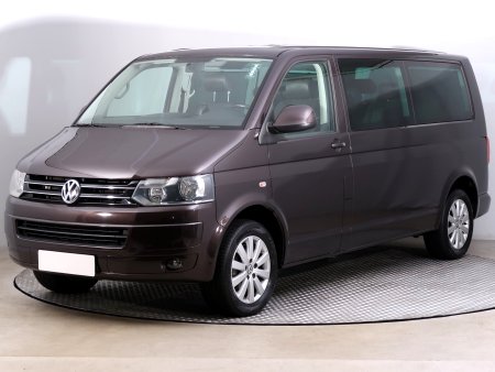 Volkswagen Multivan, 2011 - pohled č. 3