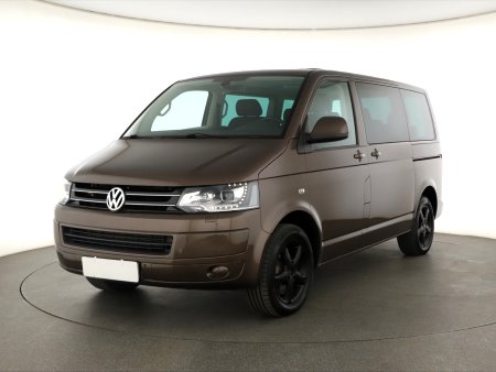 Volkswagen Multivan, 2012 - pohled č. 3