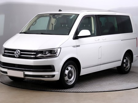 Volkswagen Multivan, 2017 - pohled č. 3