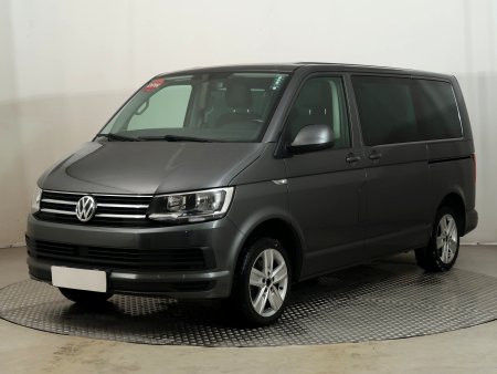 Volkswagen Multivan, 2017 - pohled č. 3