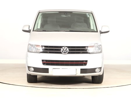 Volkswagen Multivan, 2015 - pohled č. 2