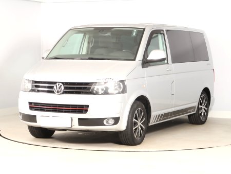 Volkswagen Multivan, 2015 - pohled č. 3