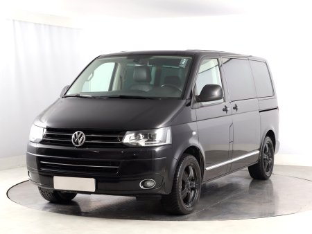Volkswagen Multivan, 2015 - pohled č. 3