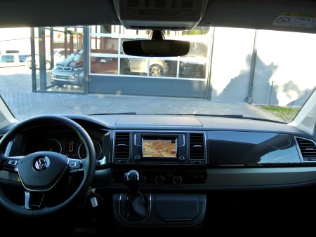 Volkswagen Multivan, 2016 - pohled č. 11