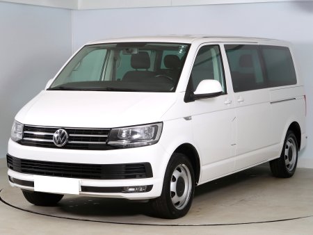 Volkswagen Multivan, 2015 - pohled č. 3
