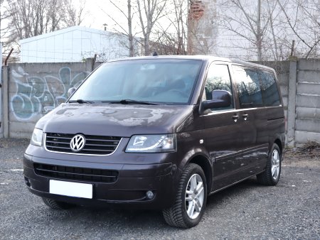 Volkswagen Multivan, 2009 - pohled č. 3