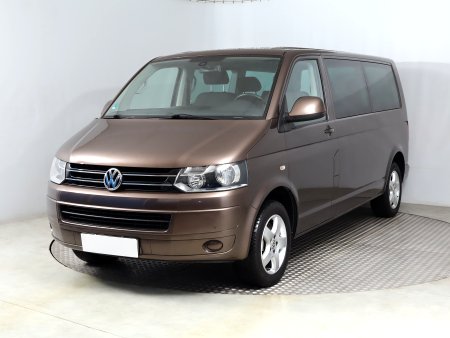 Volkswagen Multivan, 2011 - pohled č. 3