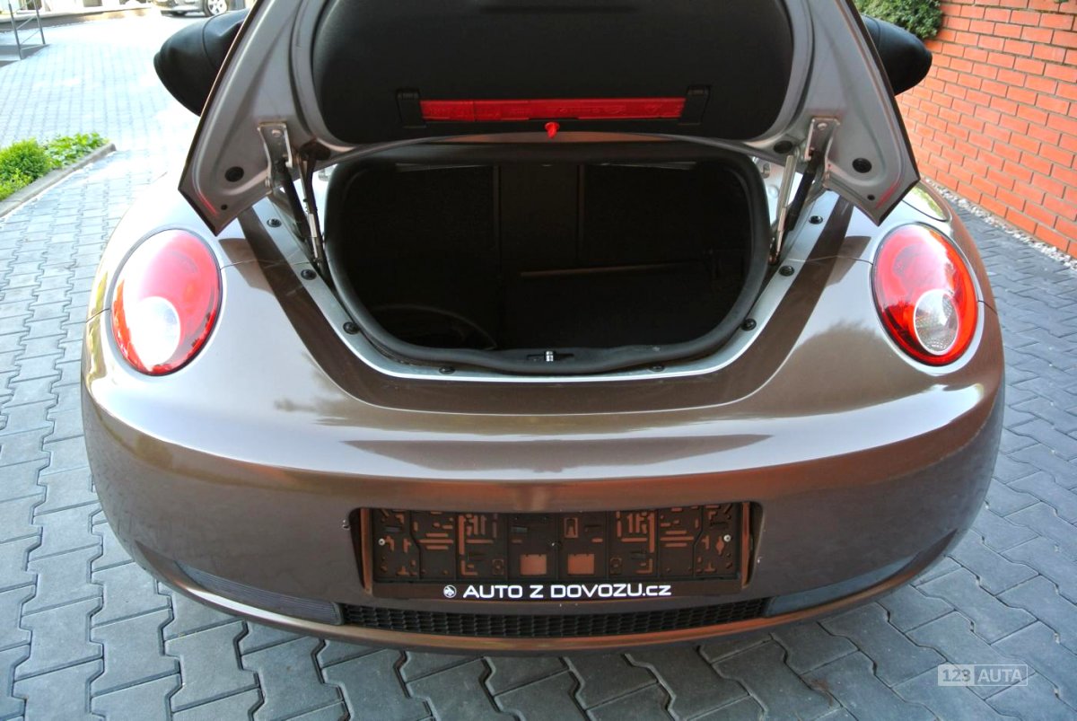 Volkswagen New Beetle, 2007 - pohled č. 21