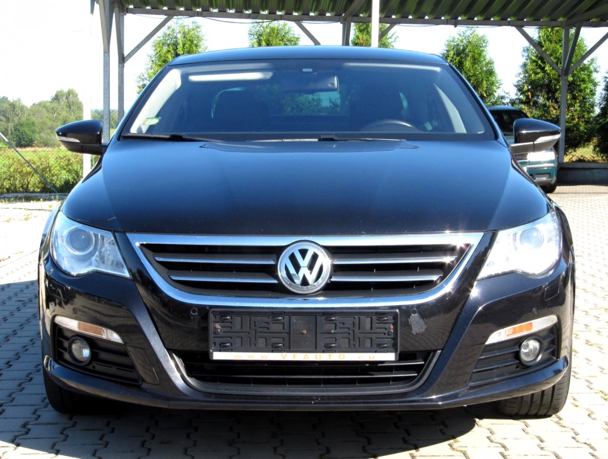 Volkswagen Passat CC, 2010 - pohled č. 2