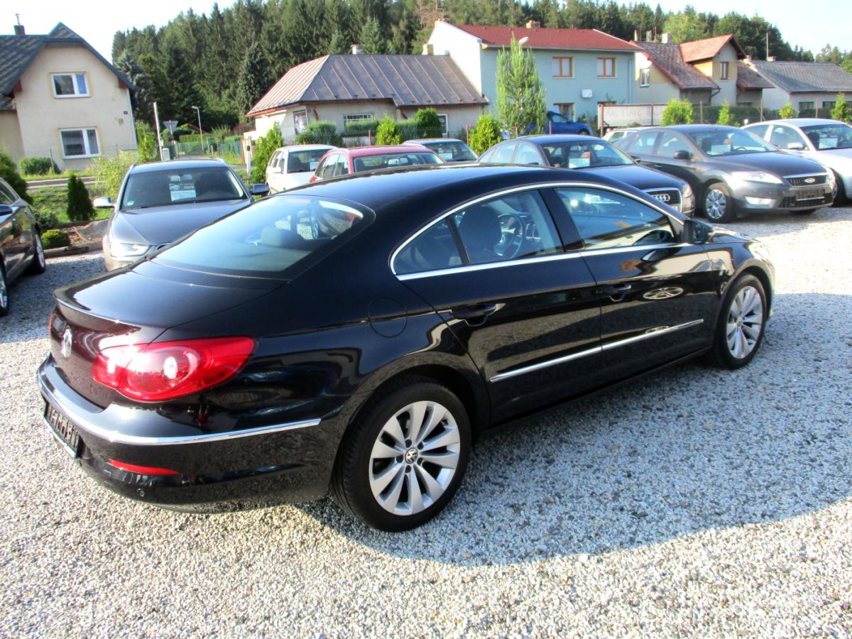 Volkswagen Passat CC, 2009 - pohled č. 3