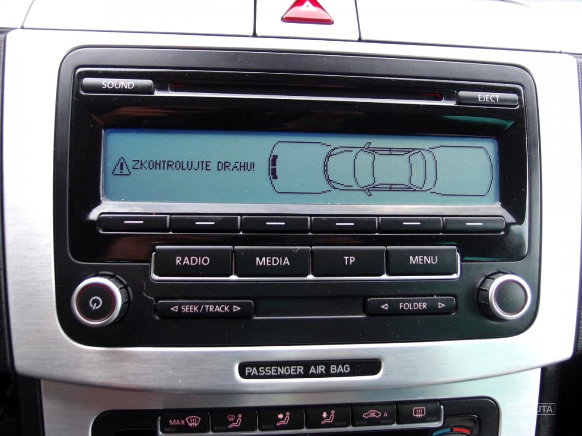 Volkswagen Passat CC, 2010 - pohled č. 19