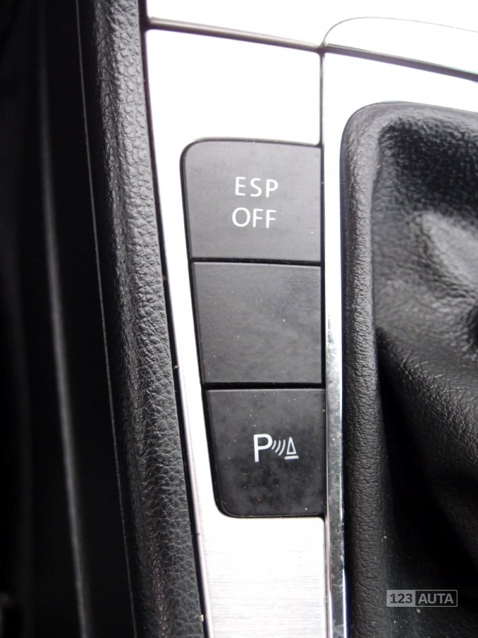 Volkswagen Passat CC, 2010 - pohled č. 21