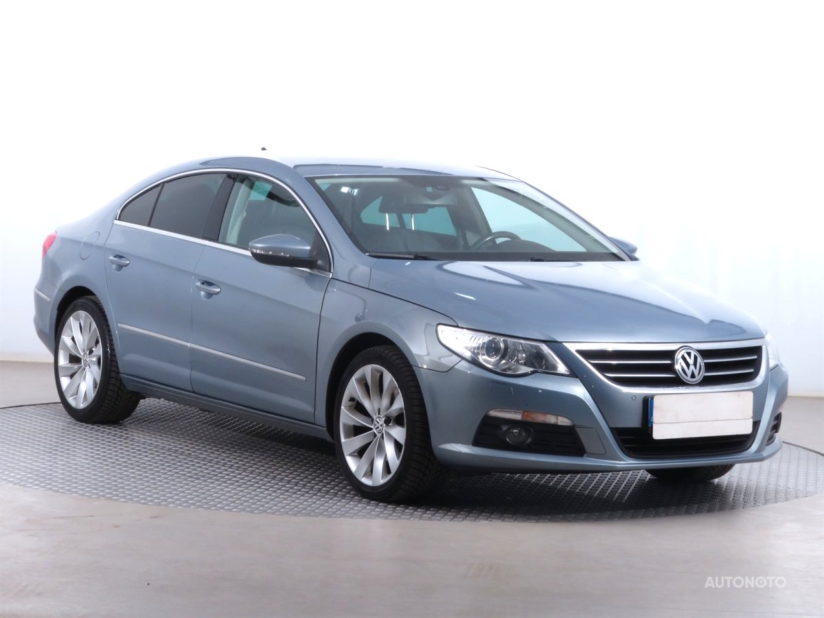 Volkswagen Passat CC, 2011 - celkový pohled