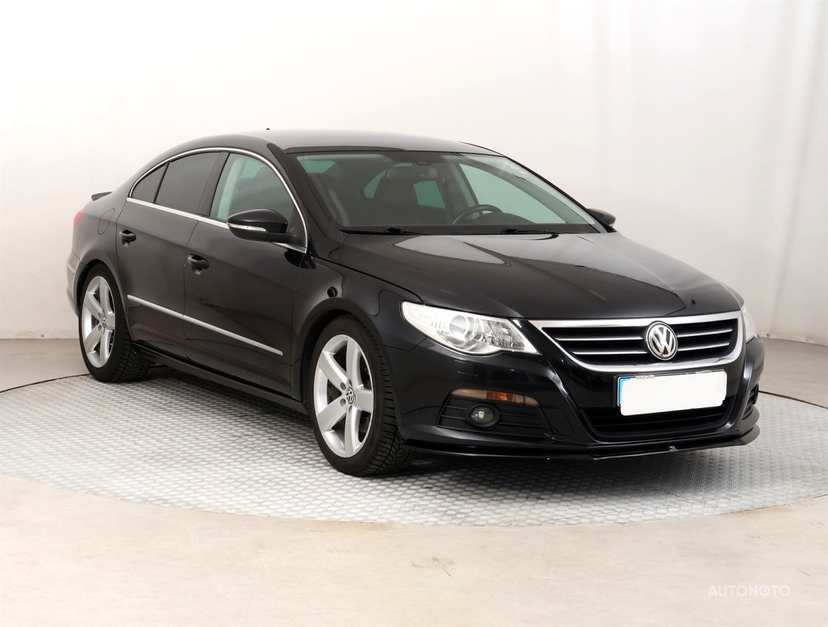 Volkswagen Passat CC, 2011 - celkový pohled