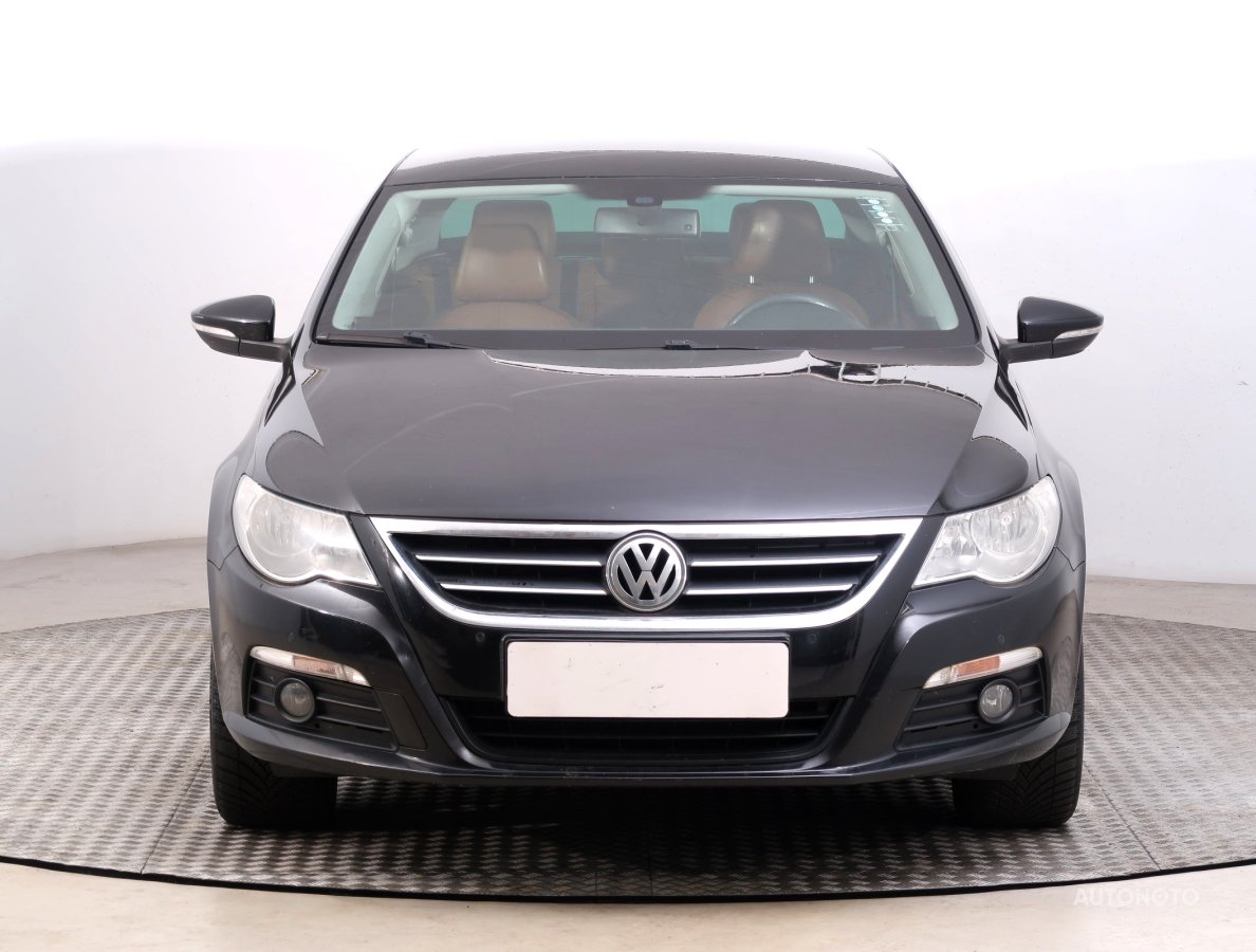 Volkswagen Passat CC, 2010 - pohled č. 2