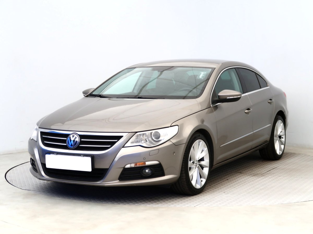 Volkswagen Passat CC, 2010 - pohled č. 3