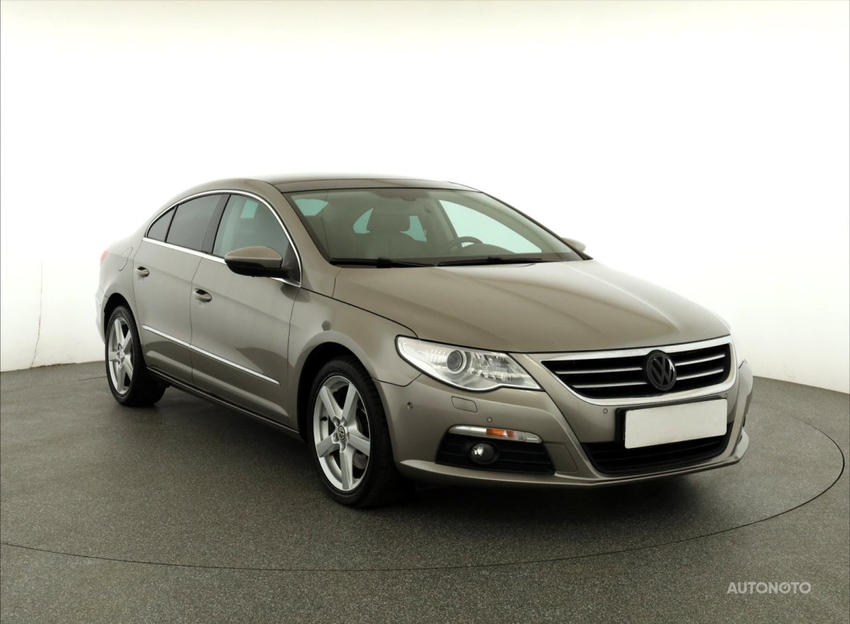 Volkswagen Passat CC, 2010 - celkový pohled
