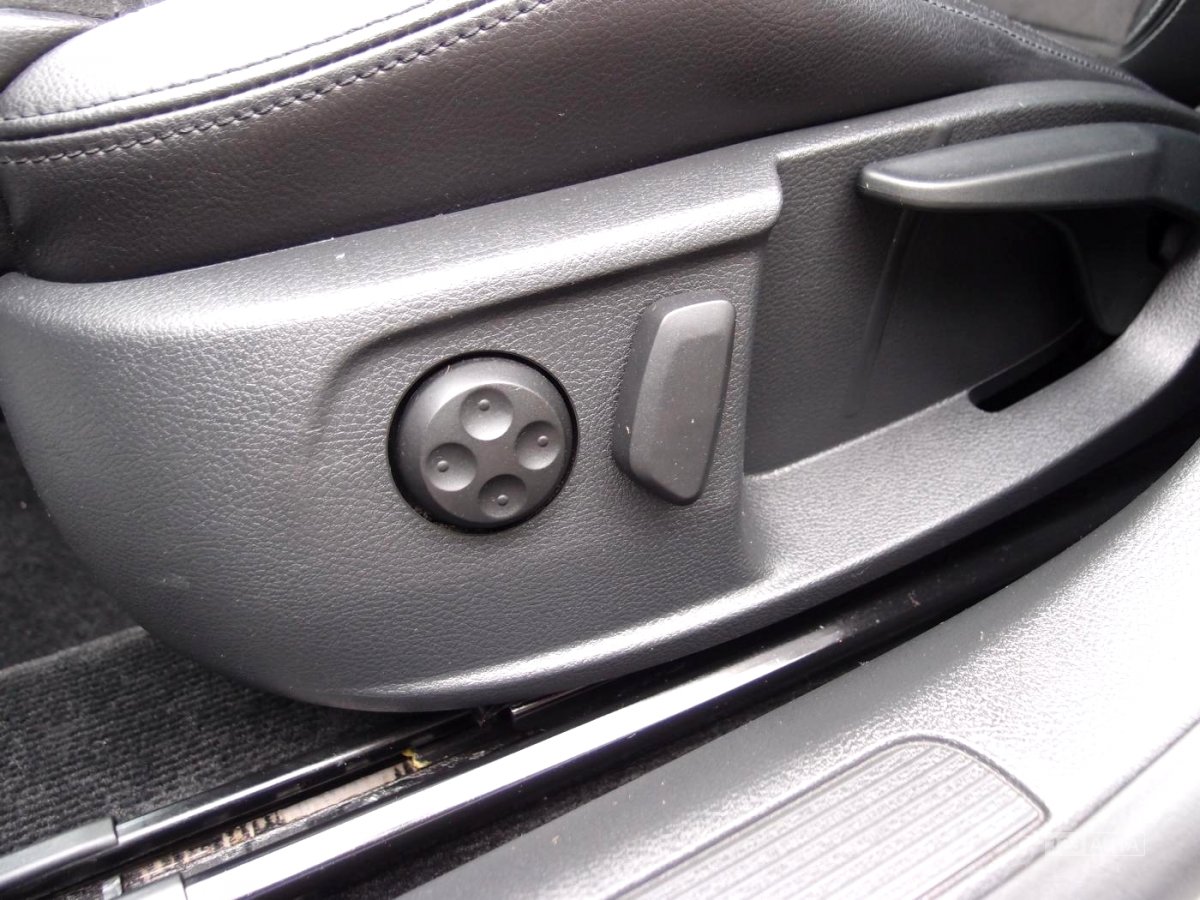 Volkswagen Passat CC, 2011 - pohled č. 24