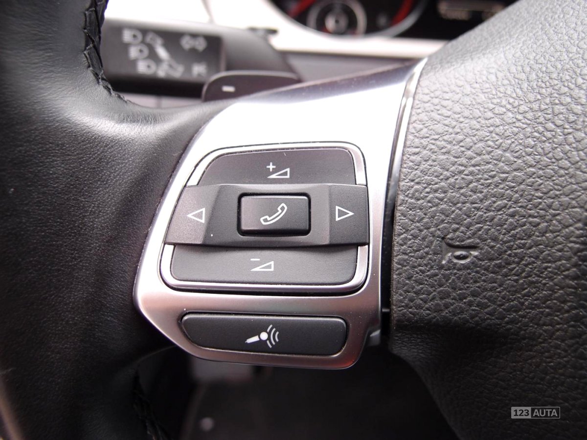 Volkswagen Passat CC, 2011 - pohled č. 29