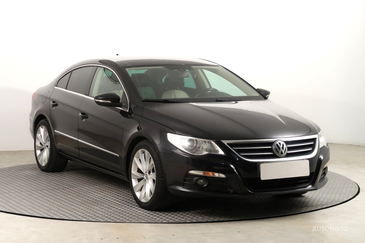 Volkswagen Passat CC, 2011 - celkový pohled