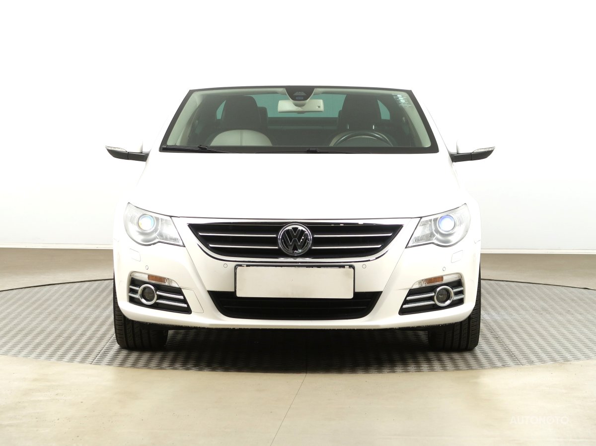 Volkswagen Passat CC, 2010 - pohled č. 2