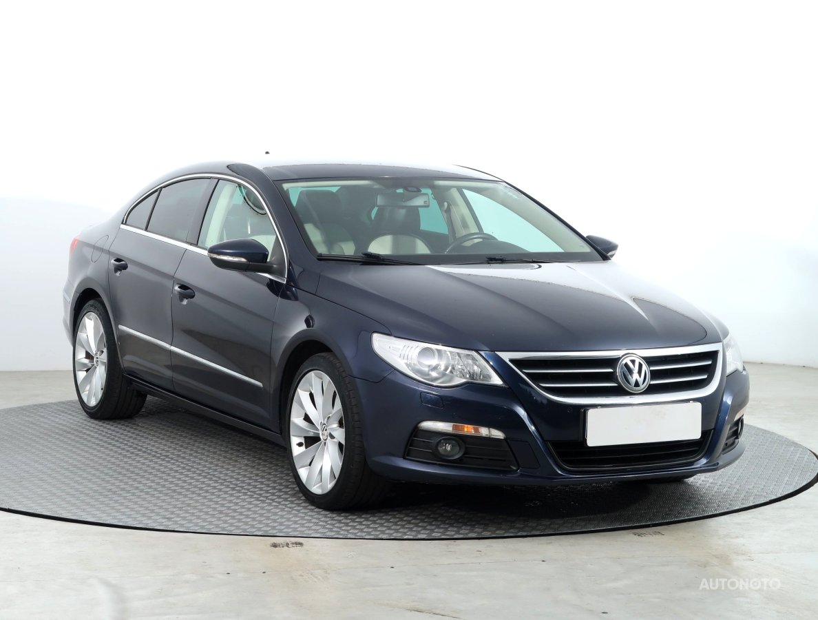 Volkswagen Passat CC, 2011 - celkový pohled