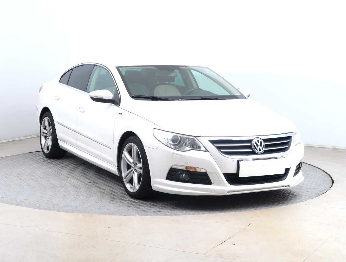 Volkswagen Passat CC, 2011 - celkový pohled