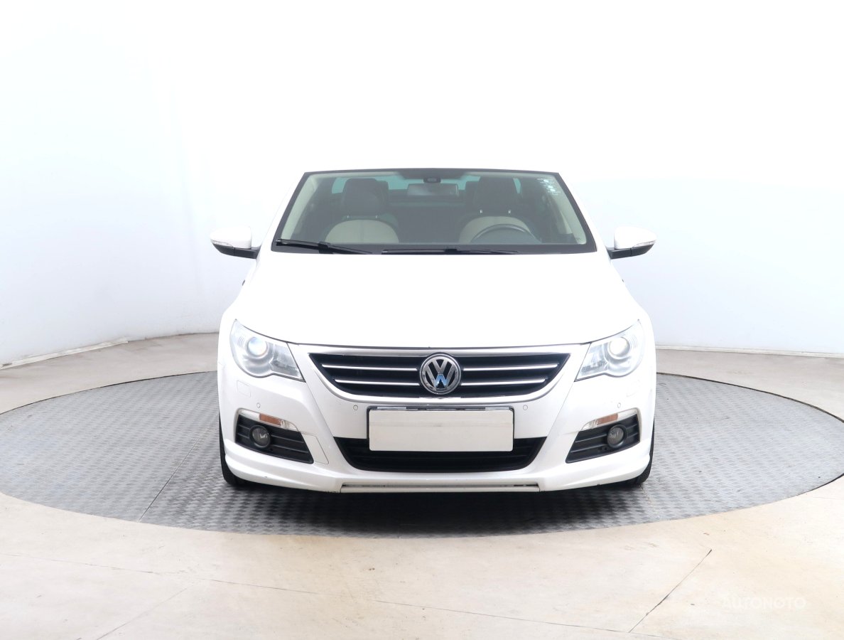 Volkswagen Passat CC, 2011 - pohled č. 2