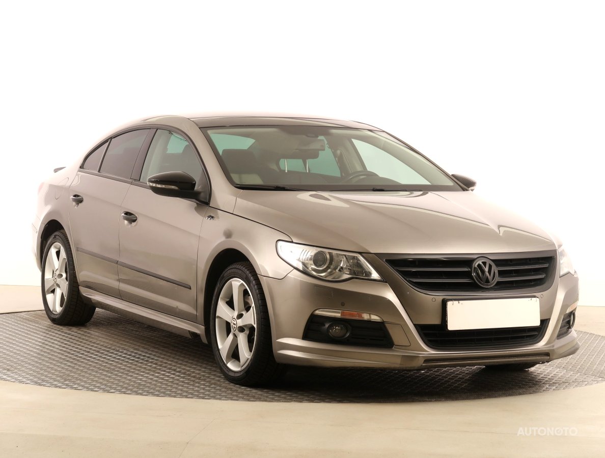 Volkswagen Passat CC, 2011 - celkový pohled