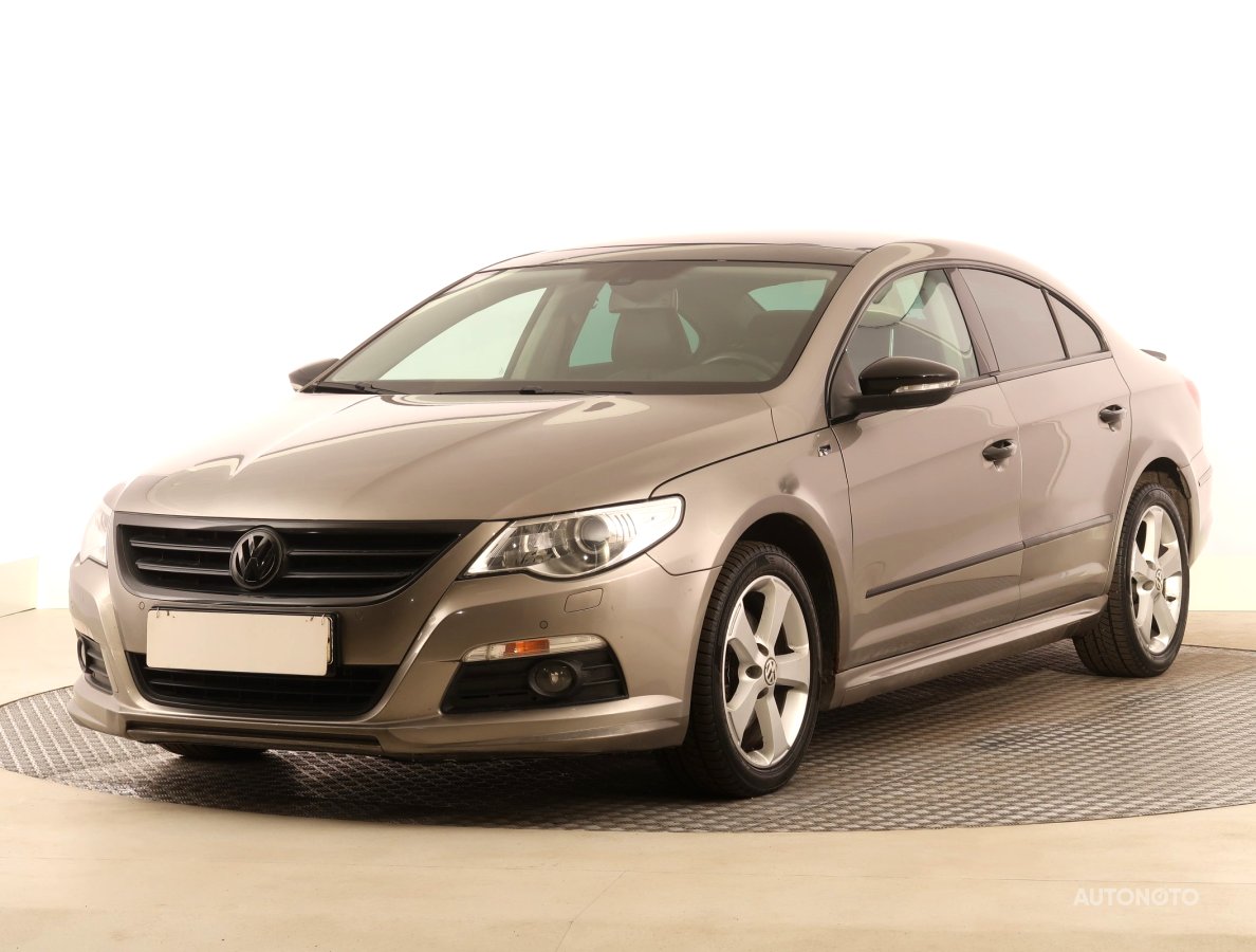 Volkswagen Passat CC, 2011 - pohled č. 3