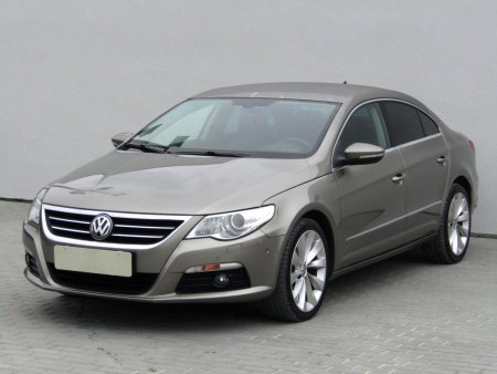 Volkswagen Passat CC, 2011 - pohled č. 3