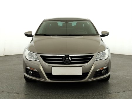 Volkswagen Passat CC, 2010 - pohled č. 2