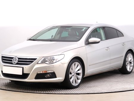 Volkswagen Passat CC, 2011 - pohled č. 3